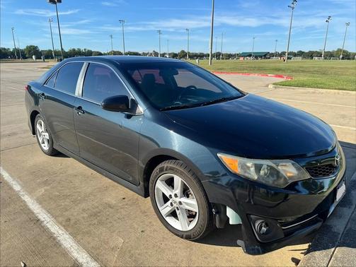 Black 2012 Toyota Camry LE