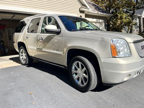 2007 GMC Yukon Denali