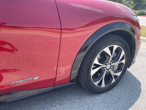 2021 Ford Mustang Mach-E Premium