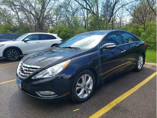 Black 2013 Hyundai SONATA Limited