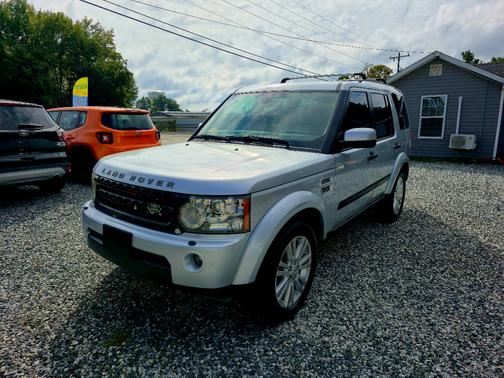 2011 Land Rover LR4 Lux