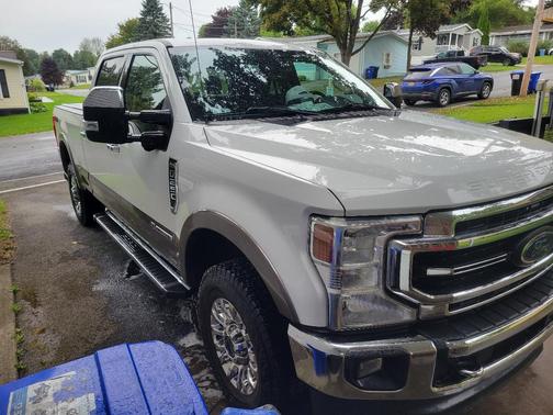 White 2021 Ford F-250 Lariat