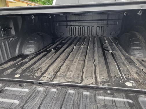 White 2021 Ford F-250 Lariat