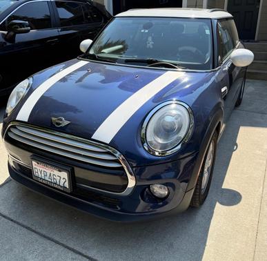 Blue 2015 MINI Hardtop Cooper