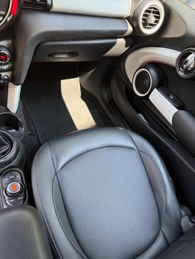 Blue 2015 MINI Hardtop Cooper