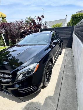 Black 2019 Mercedes-Benz GLA 250 4MATIC