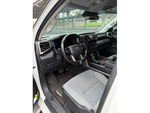2022 Toyota Tundra SR5