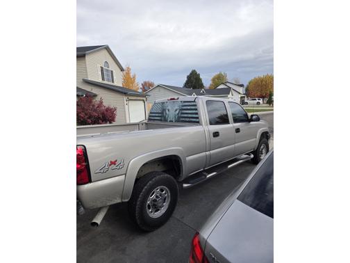 2004 Chevrolet Silverado 2500 LT H/D Crew Cab