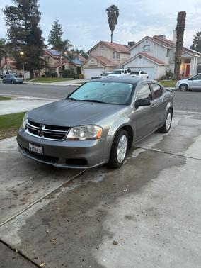 Gray 2012 Dodge Avenger SE