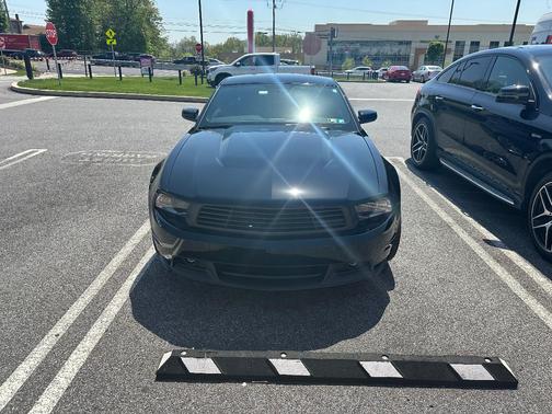 Black 2011 Ford Mustang GT Premium