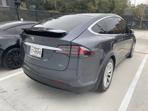 2017 Tesla Model X 75D