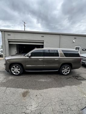 2016 Cadillac Escalade ESV Luxury