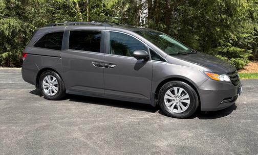 Gray 2016 Honda Odyssey EX-L