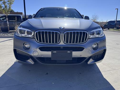 2016 BMW X6 xDrive50i