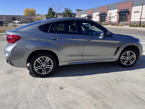 2016 BMW X6 xDrive50i