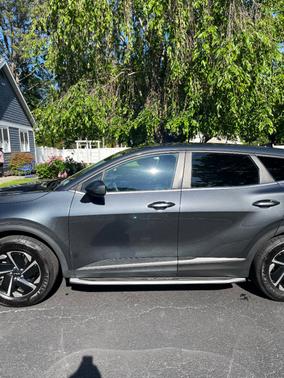 Gray 2023 Kia Sportage Hybrid LX