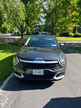Gray 2023 Kia Sportage Hybrid LX