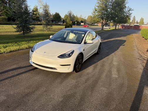 2023 Tesla Model 3 Base