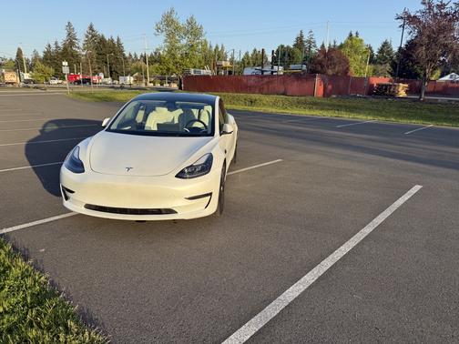 2023 Tesla Model 3 Base