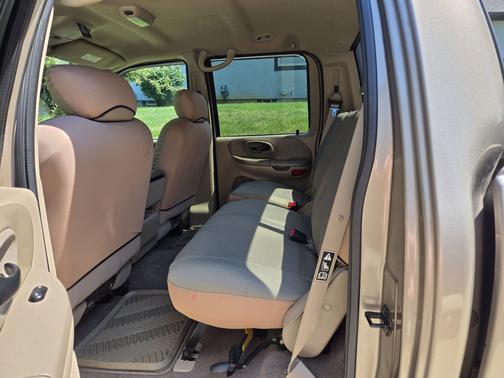 2003 Ford F-150 Lariat SuperCrew