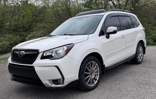 White 2017 Subaru Forester 2.0XT Touring