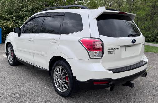 White 2017 Subaru Forester 2.0XT Touring