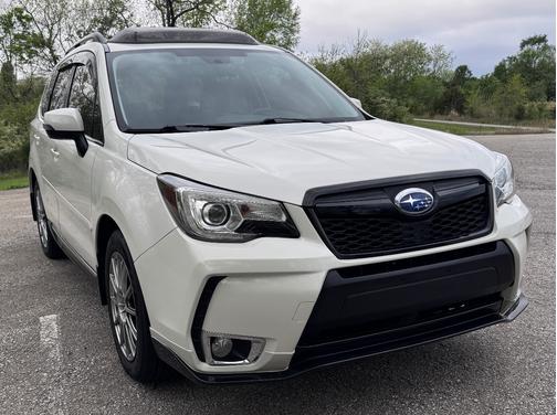 White 2017 Subaru Forester 2.0XT Touring
