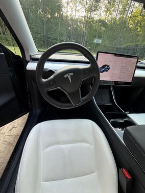 Gray 2020 Tesla Model Y Long Range