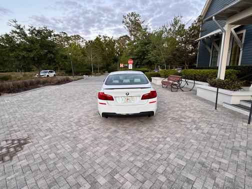 White 2014 BMW 535 i