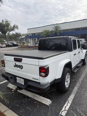 White 2021 Jeep Gladiator Sport S