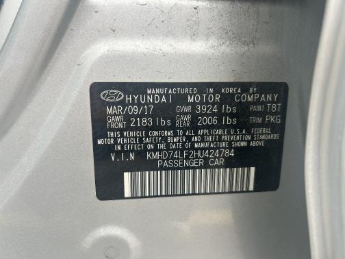 2017 Hyundai ELANTRA SE