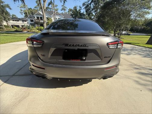 Gray 2021 Maserati Ghibli Trofeo