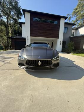 Gray 2021 Maserati Ghibli Trofeo