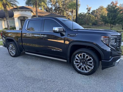 2023 GMC Sierra 1500 Denali Ultimate