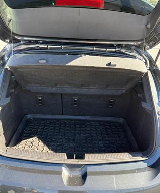 Gray 2017 Chevrolet Cruze LT