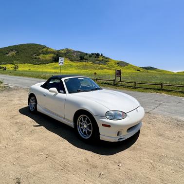 1999 Mazda MX-5 Miata Base