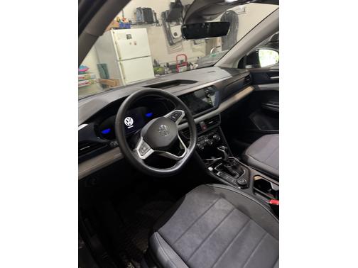 2024 Volkswagen Taos SE 4MOTION