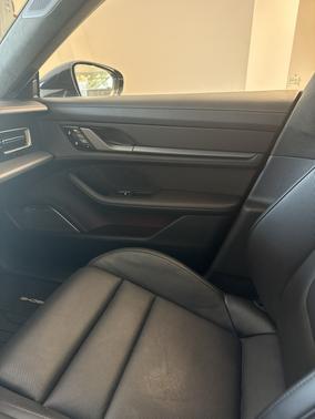 2020 Porsche Taycan Taycan Turbo S