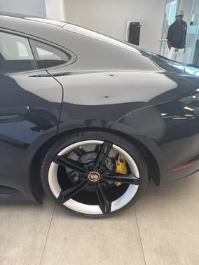 2020 Porsche Taycan Taycan Turbo S