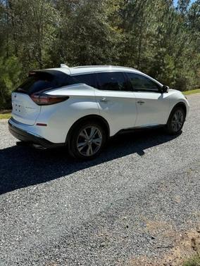 White 2019 Nissan Murano Platinum