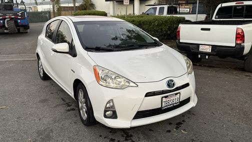 2013 Toyota Prius c Four