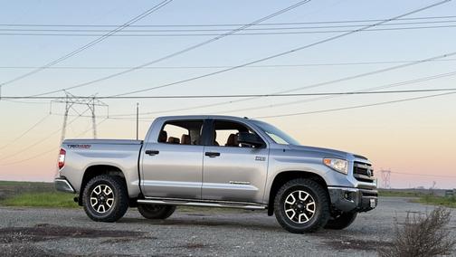 2015 Toyota Tundra SR5