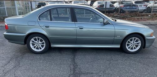 2003 BMW 525 i