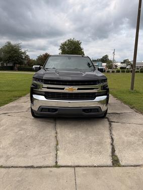 Black 2019 Chevrolet Silverado 1500 LT