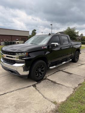Black 2019 Chevrolet Silverado 1500 LT