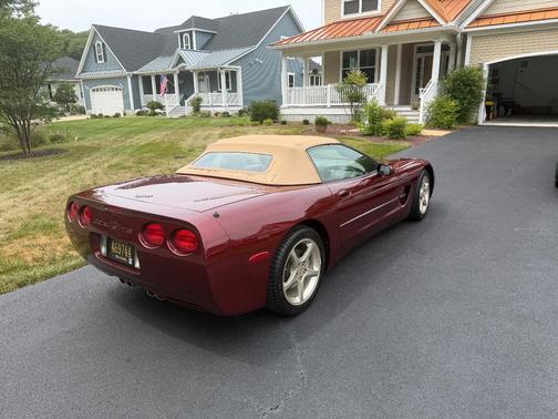 Red 2003 Chevrolet Corvette Base