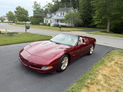 Red 2003 Chevrolet Corvette Base