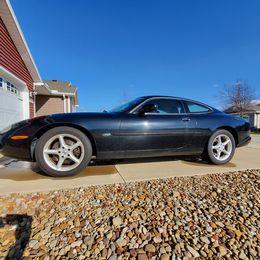 2000 Jaguar XK8 Base