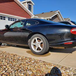 2000 Jaguar XK8 Base