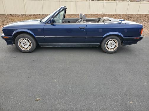 Blue 1992 BMW 318 iC